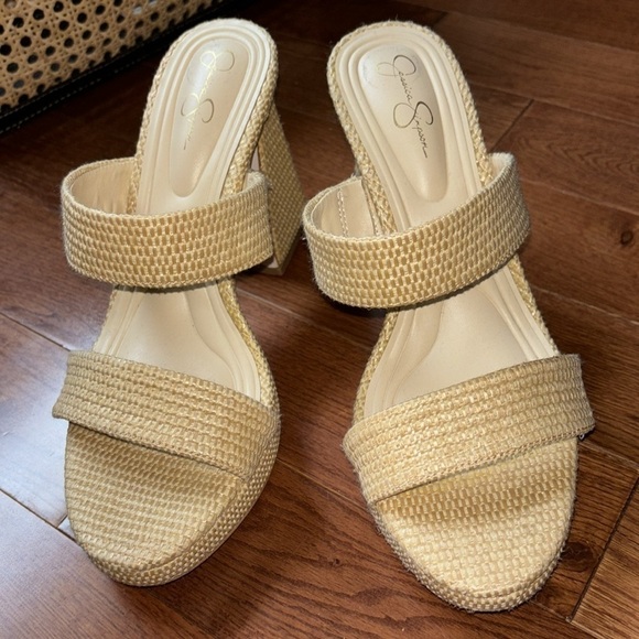 Jessica Simpson Tan Heels - Picture 9 of 13